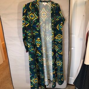 NWT: Lularoe Sarah sweater with pockets